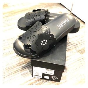 Nanette Lepore Slides, size 8.5. New never worn
